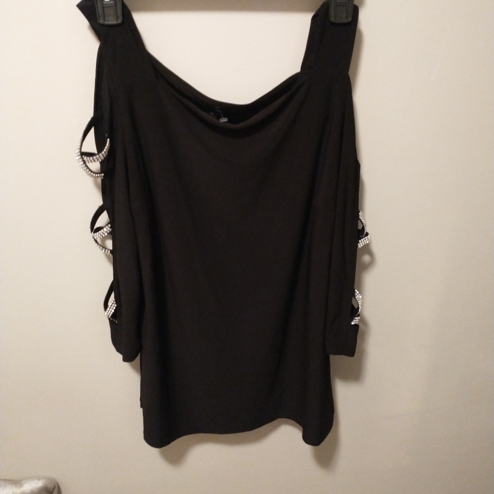 Black bouse with 3/4 bling sleeved